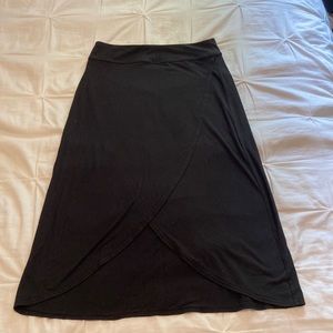 Athleta Criss cross midi skirt